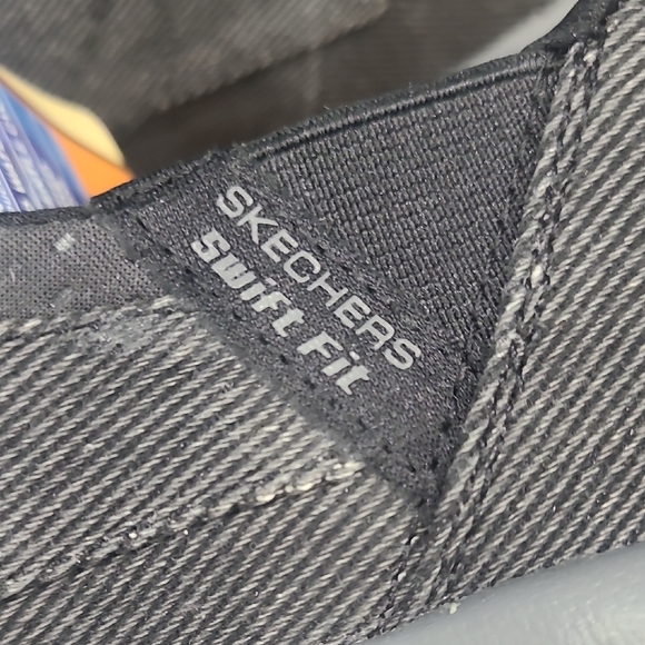 Skechers Men's Black and Gray Swift Fit Sneakers - Picture 5 of 7